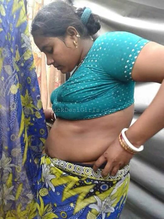 Nangi Moti Doodh Wali Aunty â€“ Bangla Boudi Blouse Nude Hot Boobs ...