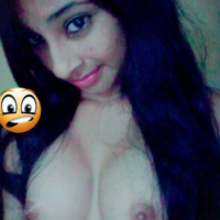 Indian Teen Girlfriend Nude Snapchat Selfie Pics